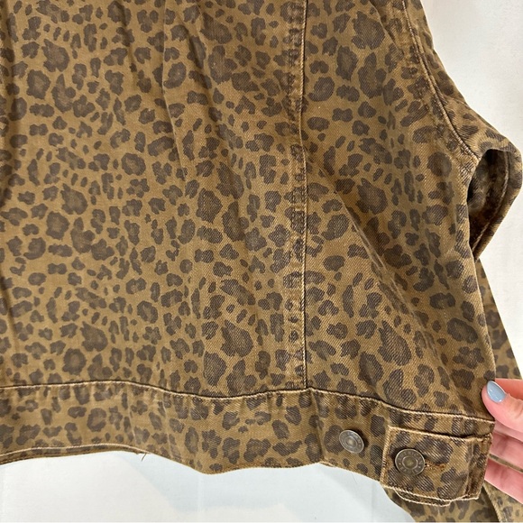 AMERICAN EAGLE Women’s Size XXL Denim Jean Jacket Coat Leopard Print Trucker - Picture 15 of 16